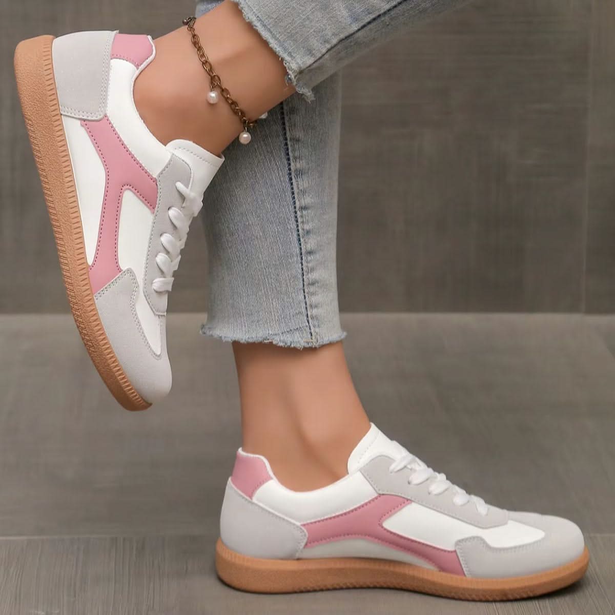 Milan Low Top Sneakers