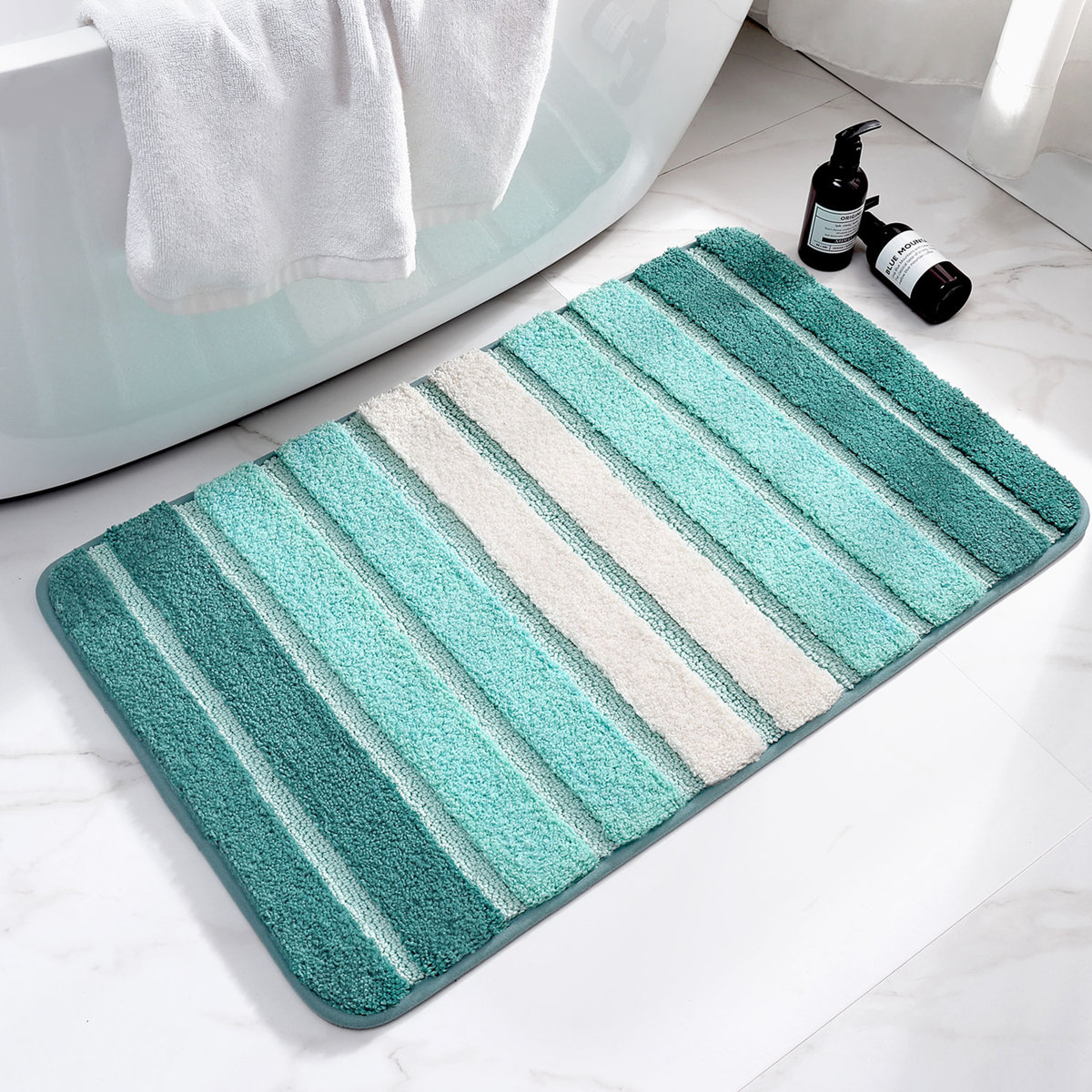 St. Ives Microfiber Bath Mat
