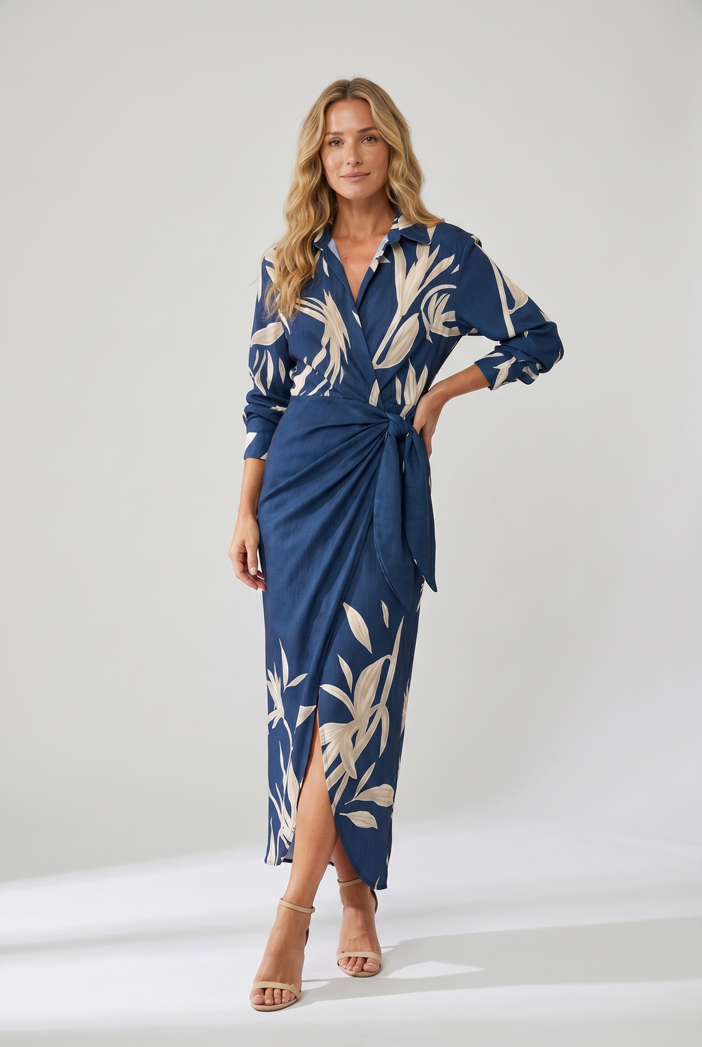 Queensland Leaf-Print Maxi Dress