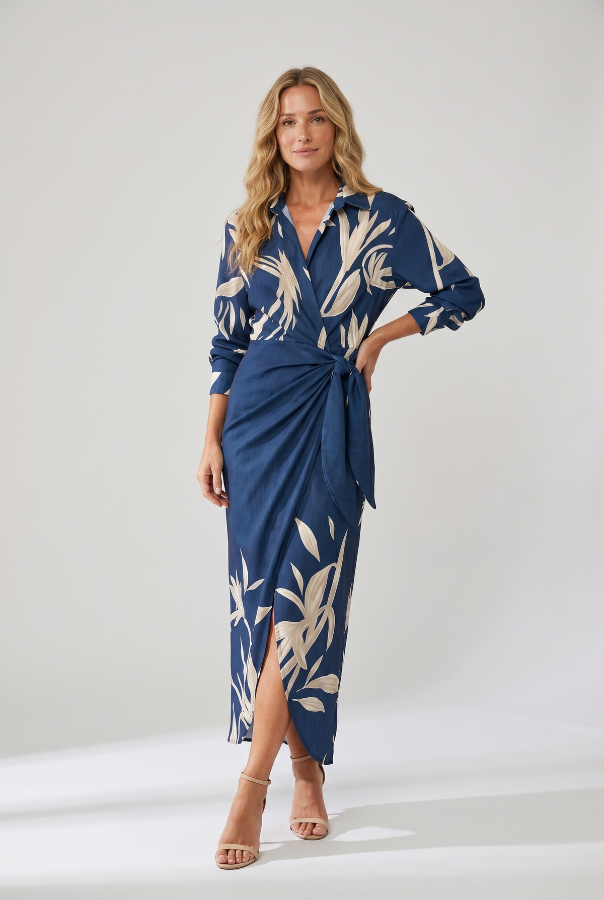 Queensland Leaf-Print Maxi Dress