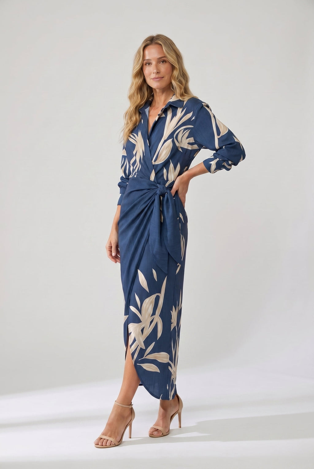 Queensland Leaf-Print Maxi Dress