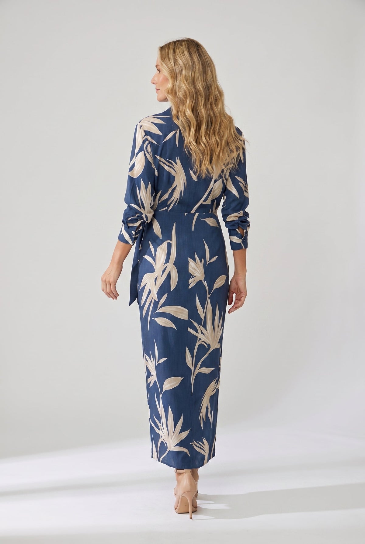Queensland Leaf-Print Maxi Dress